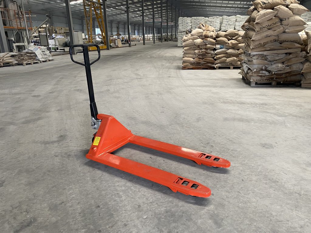 Xe nâng tay cơ khí 3 tấn Heli