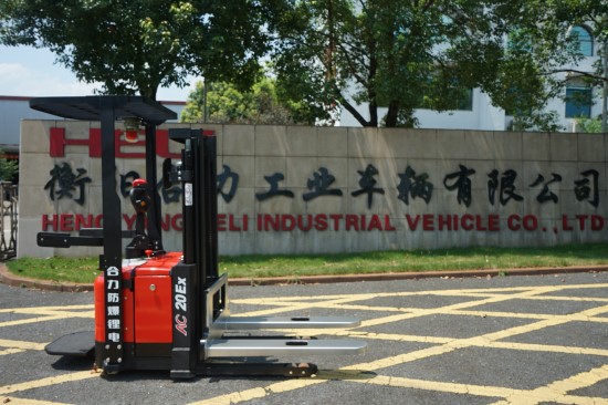 z4451247592800_81fefdd5cd55bc1c00813533b045cead