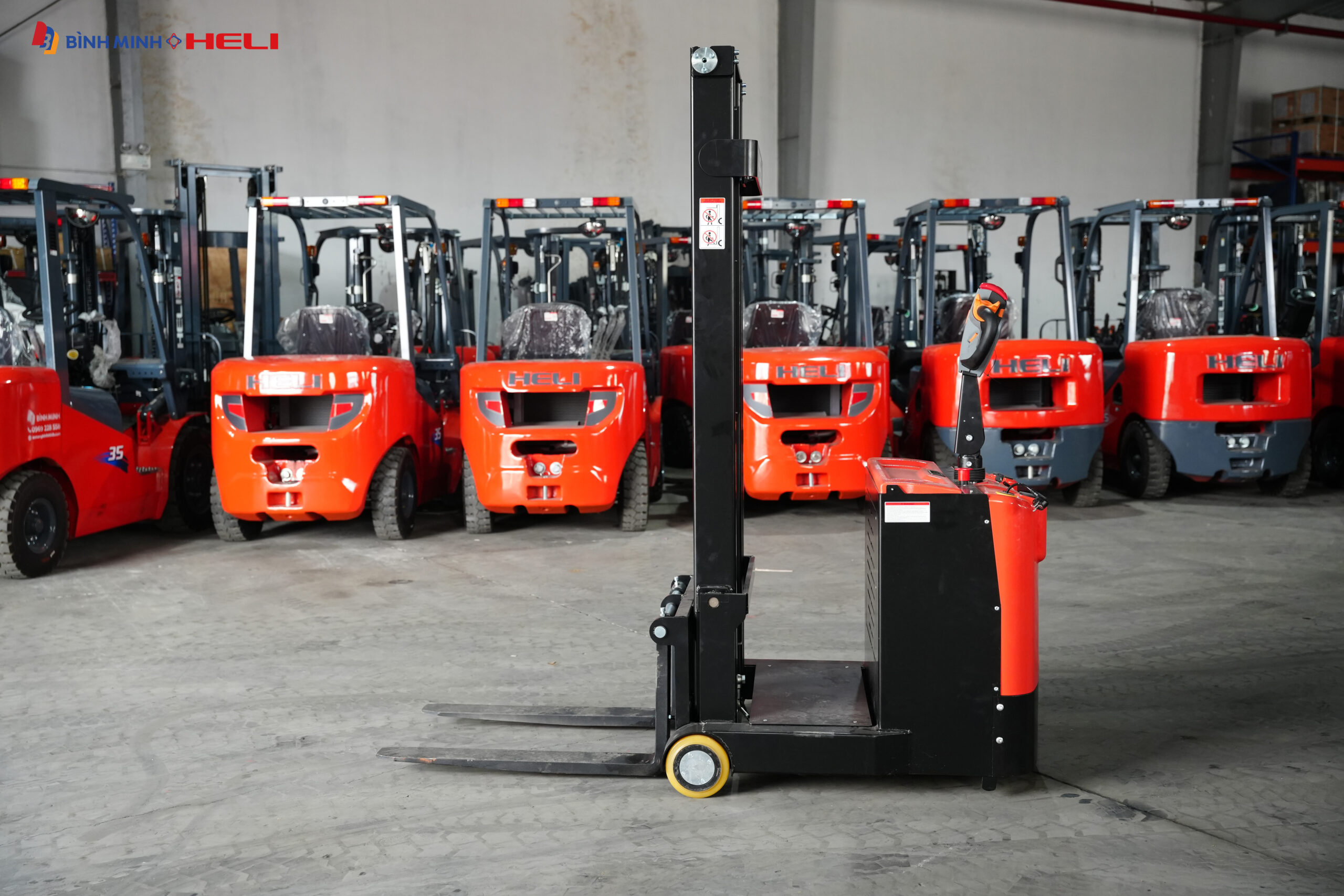 Xe nâng tay điện CPD07J